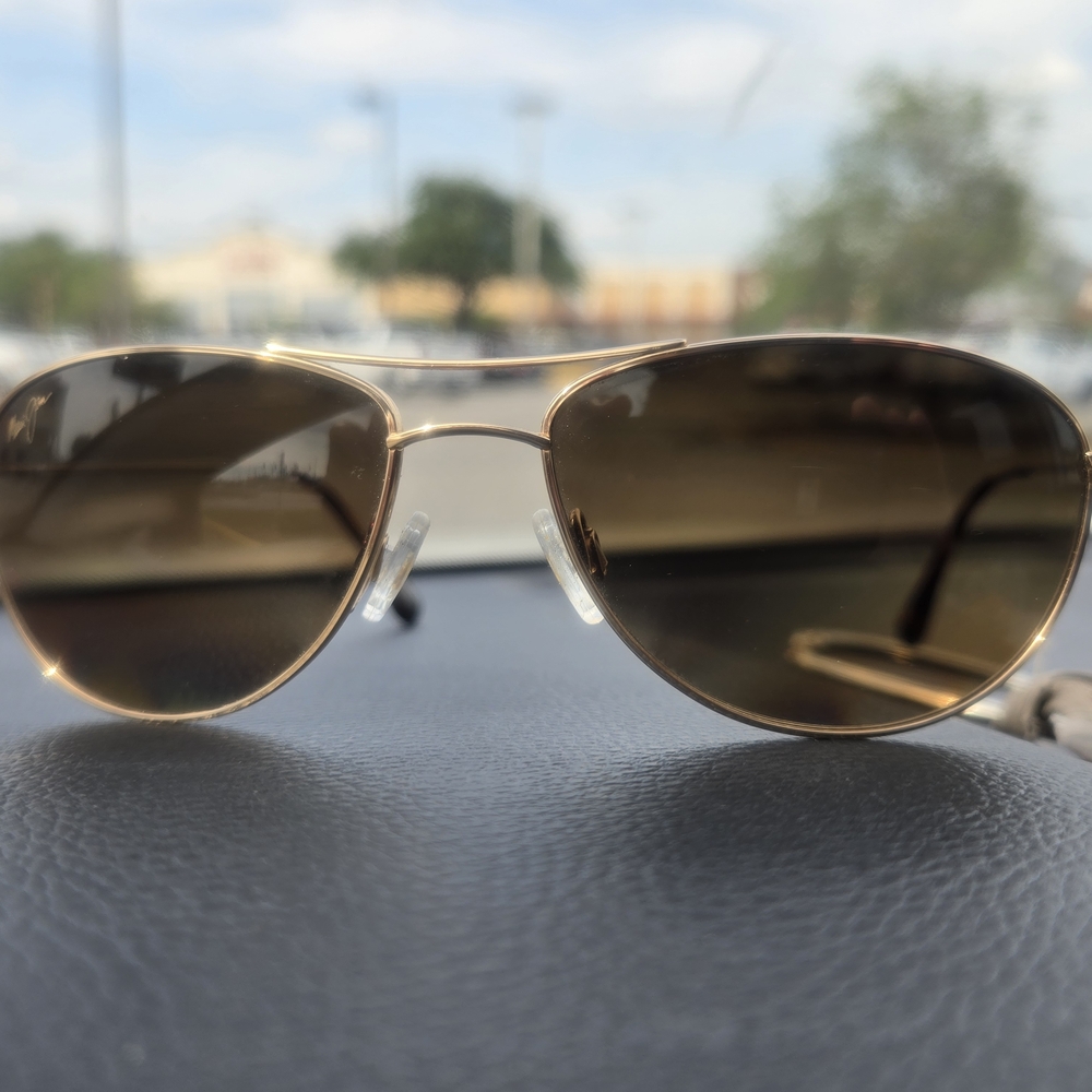 Stylish Gold Aviator Sunglasses